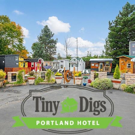Tiny Digs - Hotel Of Tiny Houses Портленд Экстерьер фото