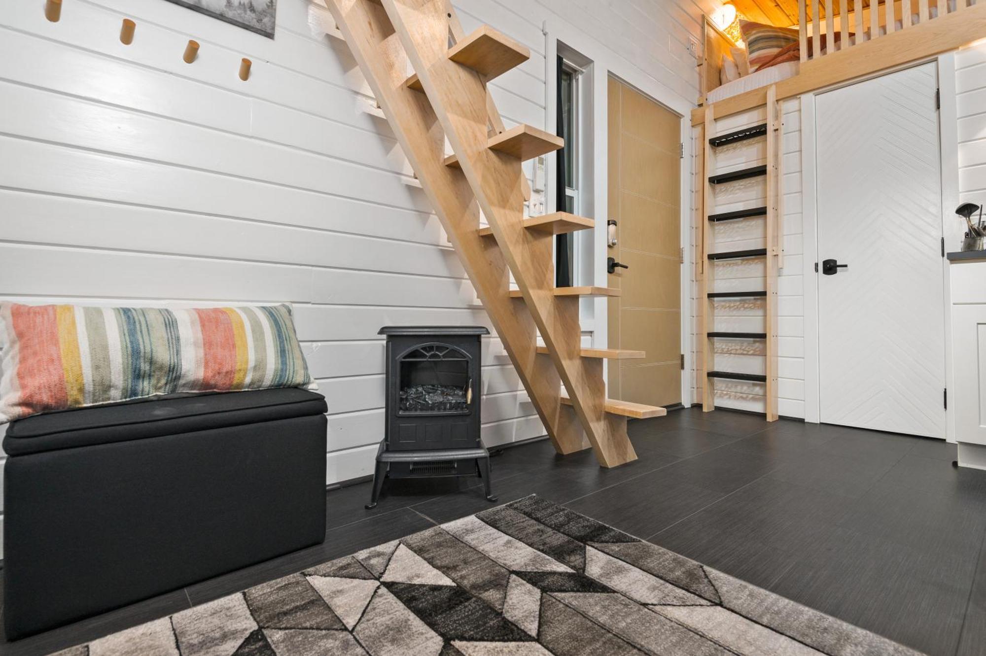Tiny Digs - Hotel Of Tiny Houses Портленд Номер фото