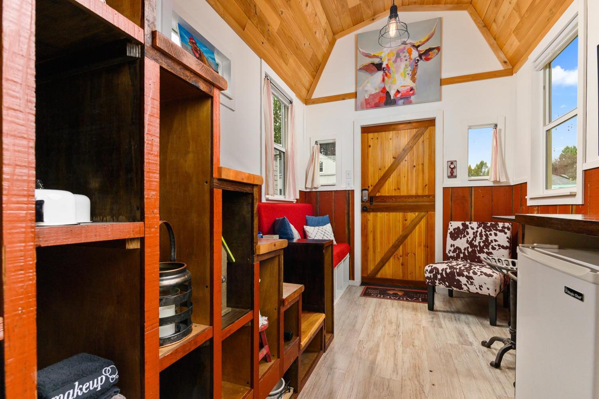 Tiny Digs - Hotel Of Tiny Houses Портленд Номер фото