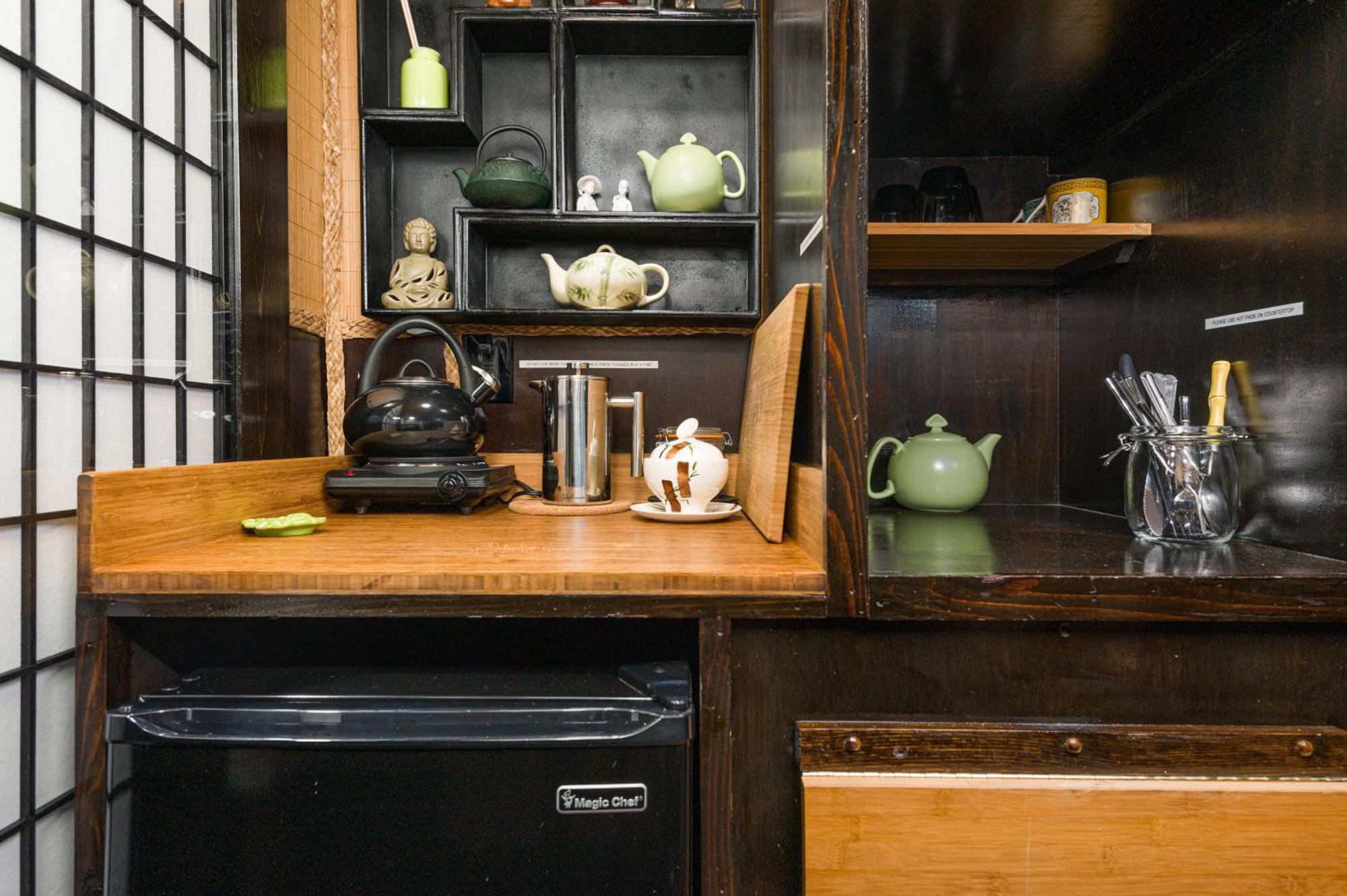 Tiny Digs - Hotel Of Tiny Houses Портленд Номер фото